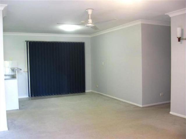Townhouse for rent in Toombul, Queensland