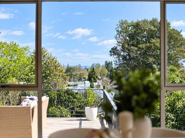 House for sale in Hillcrest, Hamilton City