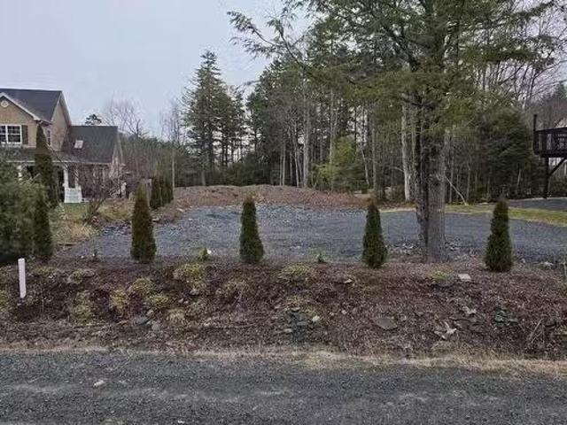 House for sale in Beaver Bank, Nova Scotia