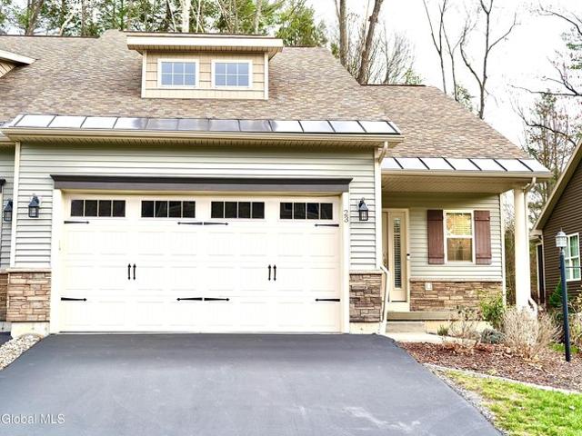 Townhouse for sale in Delmar, New York