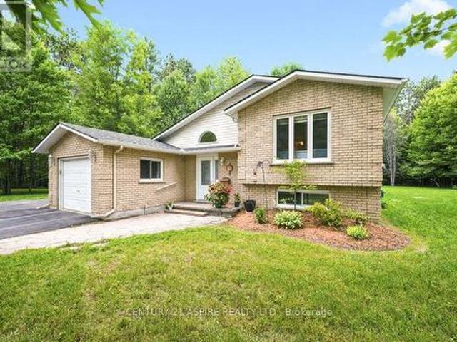 House for sale in Renfrew, Ontario