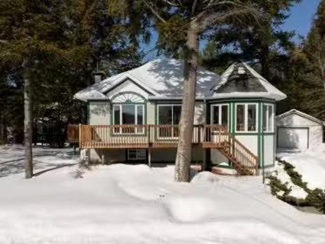 House for sale in Memphrémagog, Quebec