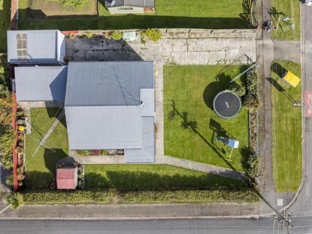 House for sale in Otakou