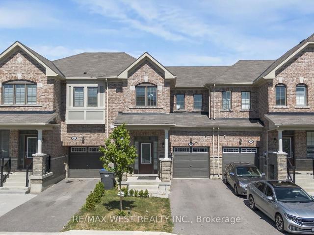Townhouse for sale in Woburn, Ontario