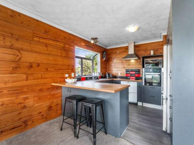 House for sale in Clarks
