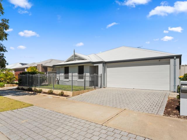 House for rent in Golden Bay, Western Australia