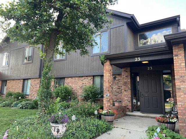 Condo for sale in Elgin, Illinois