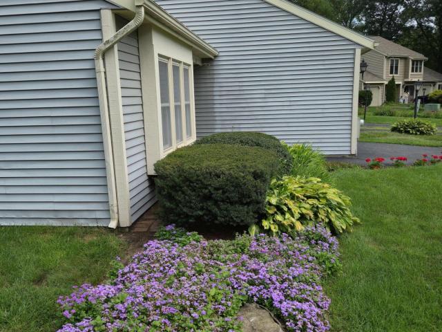 Townhouse for sale in Town of Halfmoon, Saratoga County