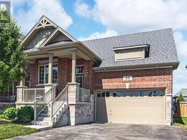 House for sale in Springwater