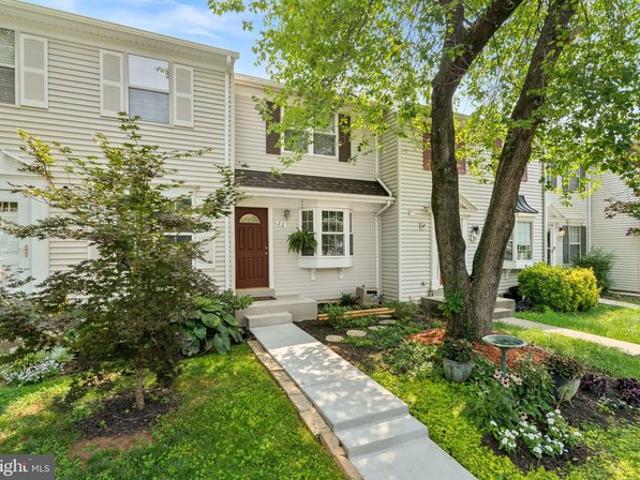 Townhouse for sale in Virginia