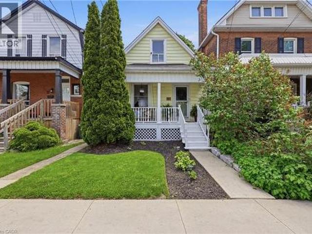 House for sale in Ancaster, Ontario