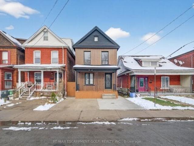 House for sale in Ancaster, Ontario