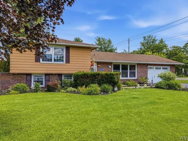 House for sale in Niagara, New York