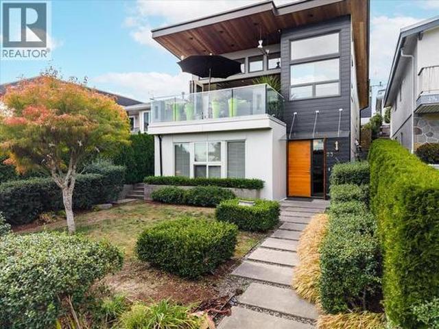 House for sale in Capitol Hill, Burnaby