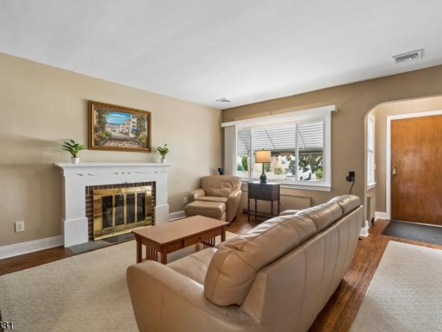 House for sale in Linden, New Jersey