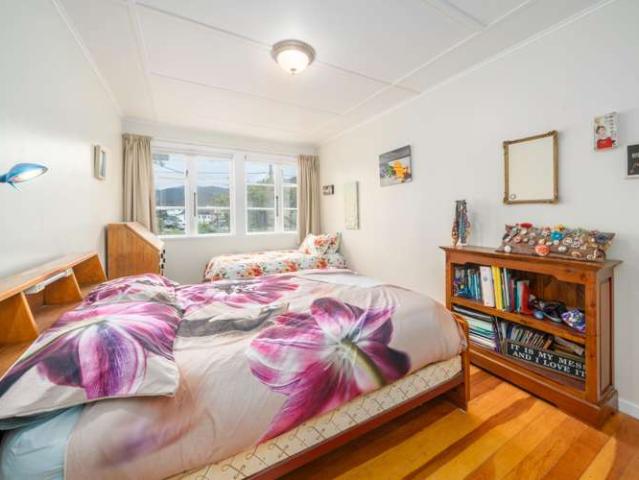 Apartment for sale in Days Bay, Wellington