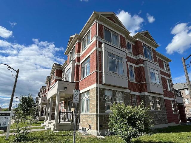 Townhouse for sale in Woburn, Ontario