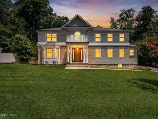 House for sale in Cedar Knolls, New Jersey