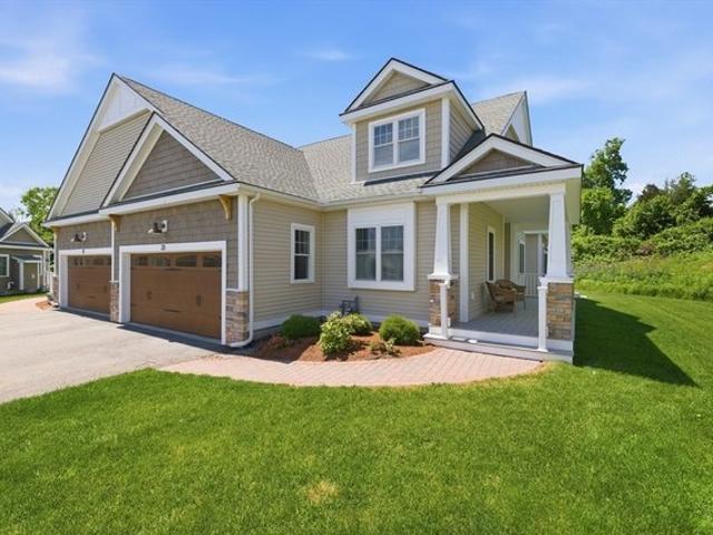 Condo for sale in Dracut, Massachusetts