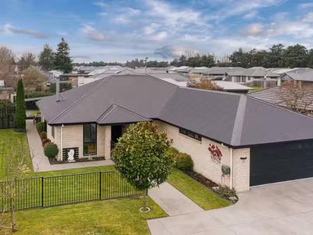 House for sale in Hakatere, Canterbury