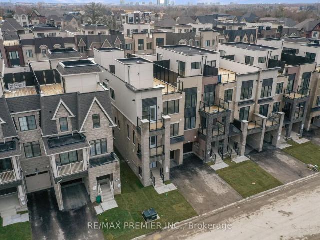 Townhouse for rent in Woburn, Ontario