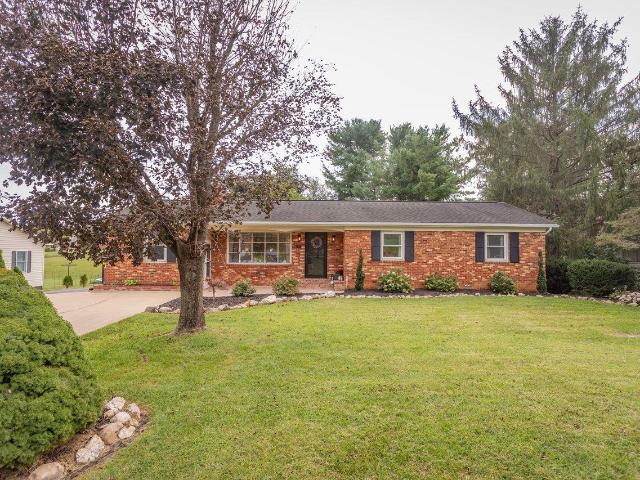 House for sale in Forest Hills, Luray