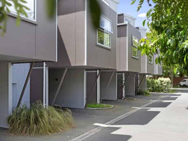 House for rent in Addington, Canterbury