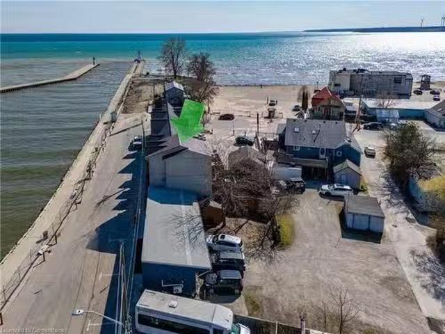 House for sale in Port Dover, Ontario