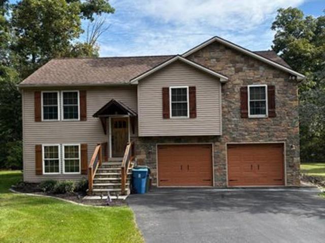 House for sale in East Berlin, Adams County