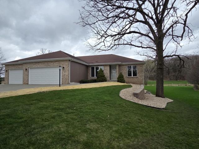 House for sale in Cottage Grove, Wisconsin