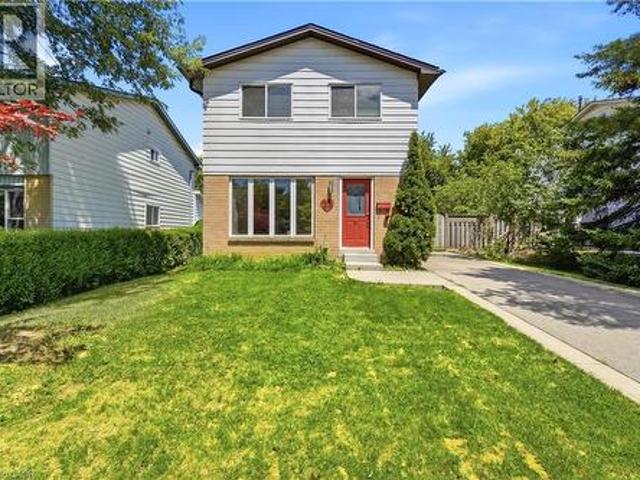 House for sale in Ancaster, Ontario