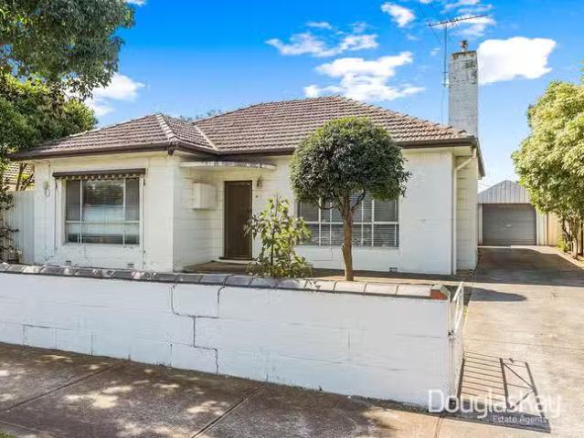 House for rent in Sunshine, Victoria