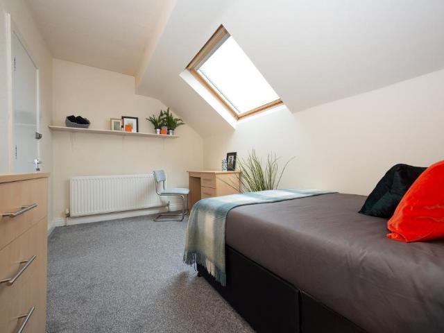 House for rent in Hyde Park, Leeds