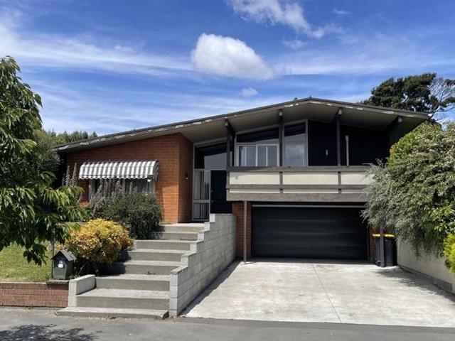 House for rent in Chaslands, Canterbury