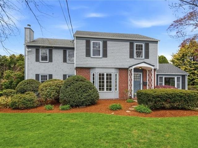 House for sale in Wakefield, Rhode Island