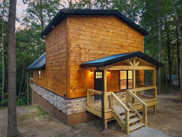 House for sale in Zoe, Kentucky