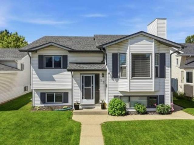 House for sale in Alberta
