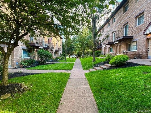 Condo for sale in Rockland, New York