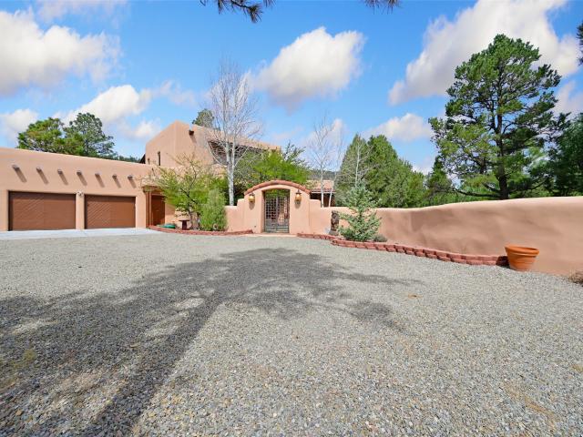 House for sale in Glorieta, New Mexico