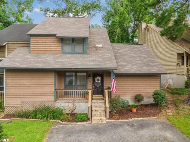 Townhouse for sale in Daphne, Alabama