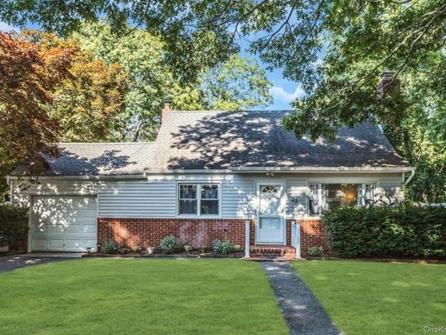 House for sale in Centereach, New York