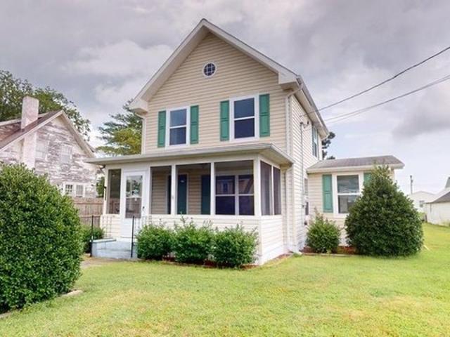 House for sale in Wachapreague, Accomack County