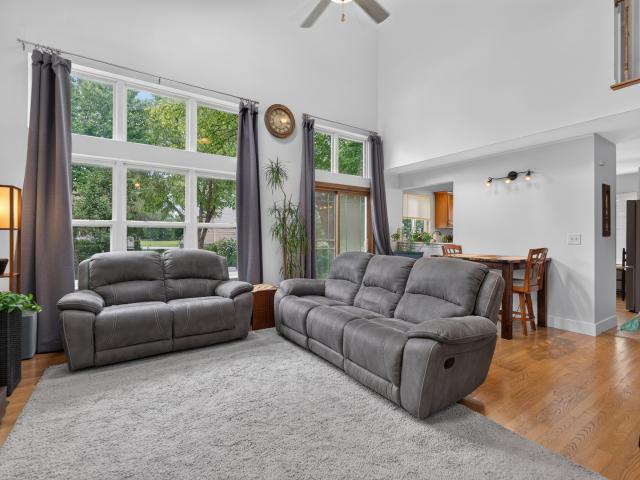 House for sale in South Elgin, Illinois