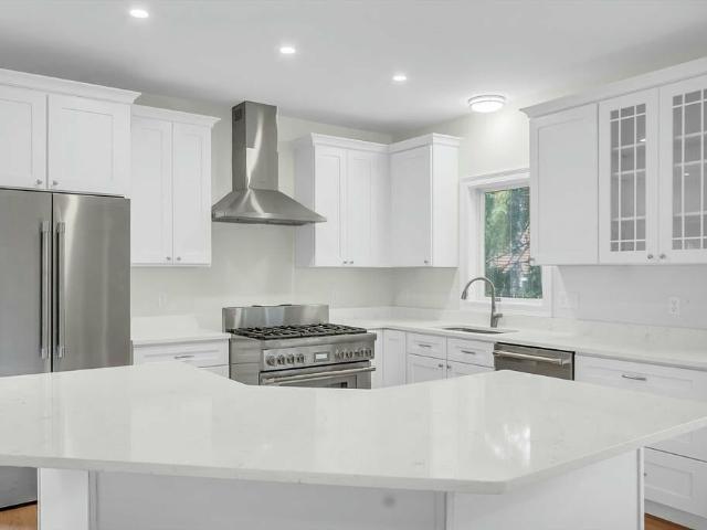 Condo for sale in Cambridge