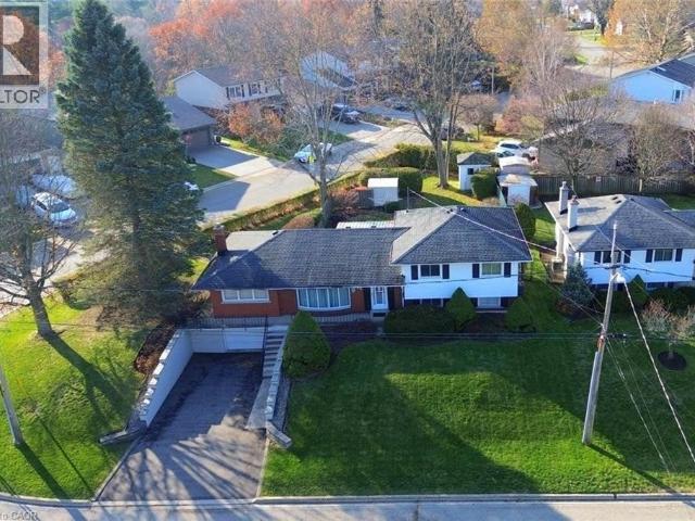 Property for sale in Ancaster, Ontario