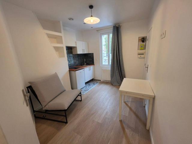 Studio location à Quartier Saint-Marc / Croix de Pierre / Saint-Nicaise, Rouen