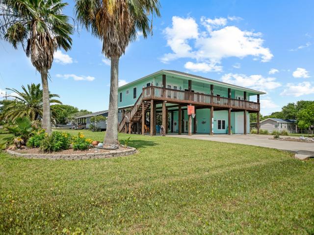 House for sale in Calhoun, Texas