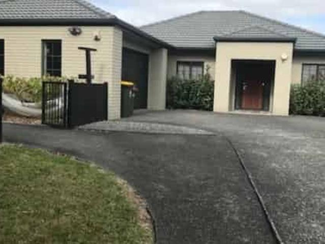 House for rent in Howick, Oroua County