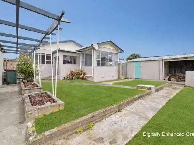 House for sale in Otakou