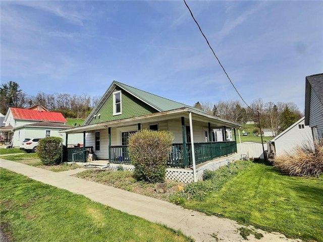 House for sale in Taylorstown, Pennsylvania